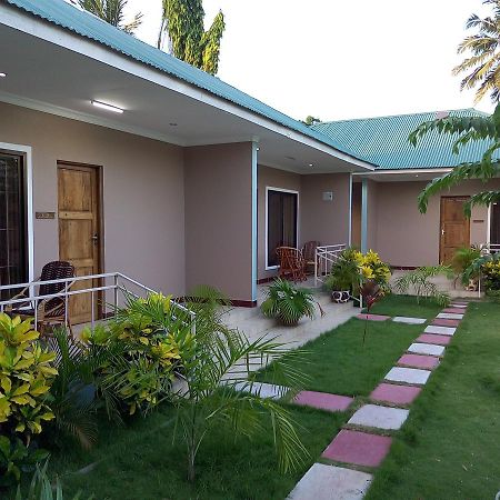 Mara Courtyard Lodge Dar es Salaam Chambre photo