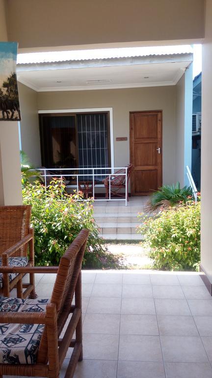 Mara Courtyard Lodge Dar es Salaam Extérieur photo